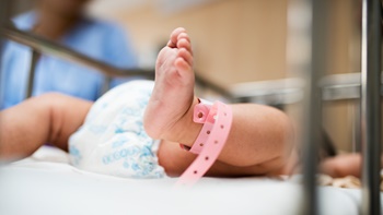 Prematüre Bebek Nedir? Risk Faktörleri Nelerdir?